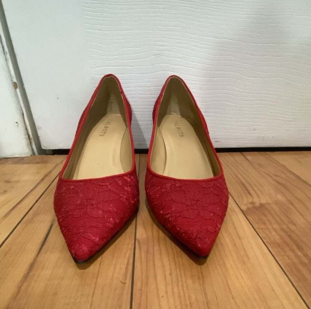 Talbots Women's Red Lace Pointed Toe Kitten Heel Pumps, Size 10W